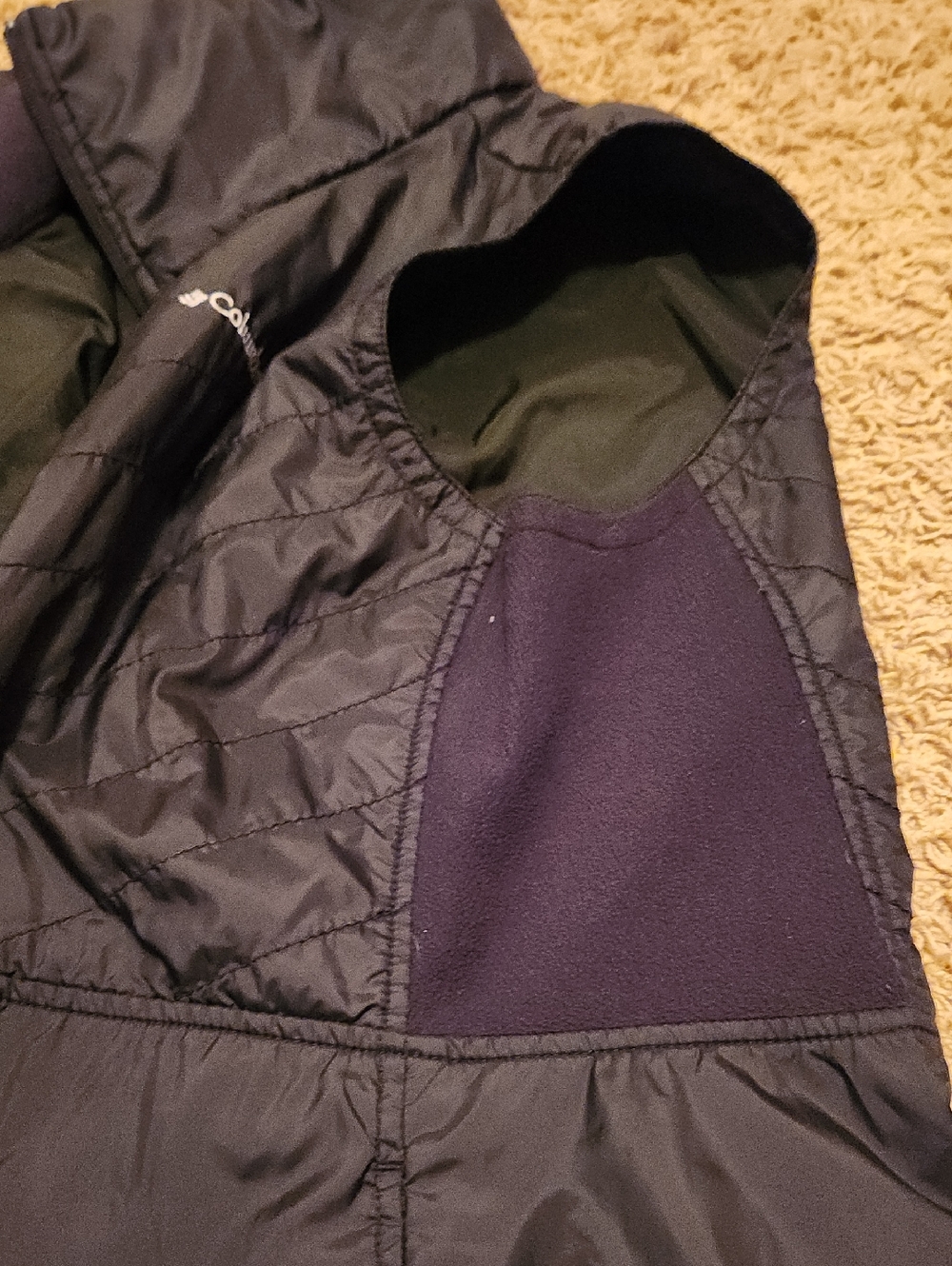 Columbia Black Quilted Full Zipper Vest Size XL - Picture 9 of 10